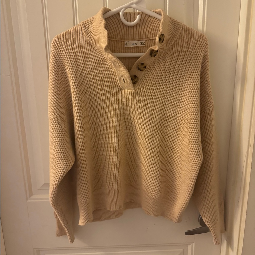 Women’s sweater